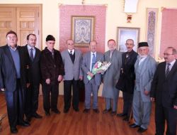 Sivas Valisi Kolat'tan Yaşlılara Kaplıca Tatili