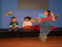 Geleceğin Tiyatro Seyircileri Masal Odalarında Yetiştirilecek