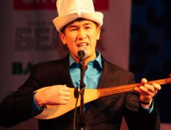 Oş’ta Binlerce Kişi ‘dostluk Pilavı’ İçin Bir Araya Geldi