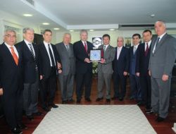 İzmir Gümrükler Muhafaza Başmüdürü Sanayicilere Veda Etti