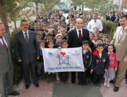 Hayrettin Paşa İlköğretim Okulu'nda ‘beyaz Bayrak’ Sevinci