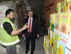 'Acil Yardım Ekibi' Sokak Sokak Gezerek İhtiyaç Sahiplerini Belirliyor