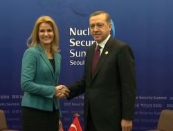 Başbakan Danimarka Başbakanı İle Görüştü