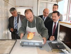Vali Balkanlıoğlu Esnafın Sorunlarını Dinledi