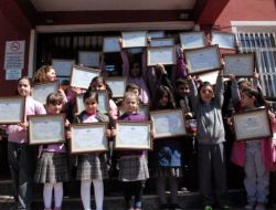 Minikler Harçlıklarını Van İçin Birleştirdi