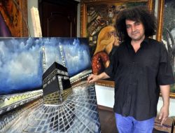 Milyonluk Tabloları Bırakıp Playstation'ı Çaldı