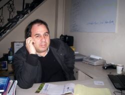 Otomobilin İki Plakasını Çaldılar