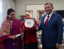 Hindistan Büyükelçisi Kütahya'da