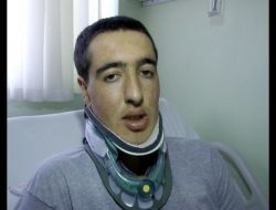 Aylarca Boynu Kırık Dolaştı