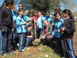 Sema Koleji Öğrencileri Sevgi Ve Barış Fidanı Dikti