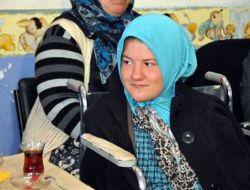 Vali Kahraman Ve Eşi, Manevi Kızlarını Ziyaret Etti