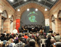 'Dostlar Beni Unutmasın' Diyen Aşık Veysel Anıldı