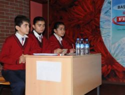 Silopi’de İlköğretim Okulları Arası Bilgi Yarışması Çekişmeli Geçti
