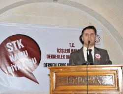 Vali Ayvaz: Geçmişte Ülkeyi Karıştırmak İçin Özellikle Kurulan Dernekler Vardı