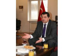 Büyükelçi Kartal, Gagauz Dili Yarışmasında Dereceye Girenleri Ödüllendirdi