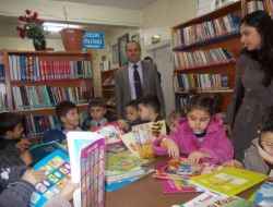 Anaokulu Öğrencileri Kütüphaneyle Tanıştı