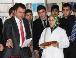 Ak Partili Gençlerden Abdulsamed Bal Anadolu İmam Hatip Lisesi'ne Kitap Bağışı