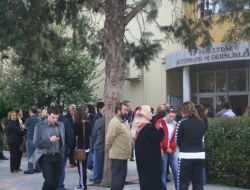 İzmir'de de Ygs Telaşı Yaşandı
