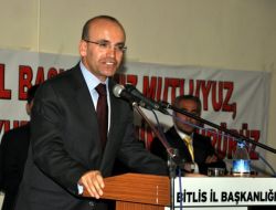 Bakan Şimşek Kongredeki Konuşmasına Kürtçe İle Başlayıp Kürtçe Sözlerle Bitirdi