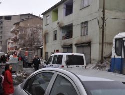 105 Yaşındaki Kadını Yanmaktan Komşuları Kurtardı