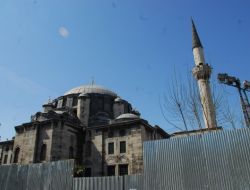 Azapkapı Sokollu Mehmet Paşa Camii Restore Ediliyor