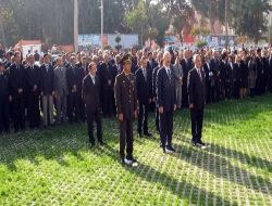 Mustafa Kemal Atatürk Osmaniye'de De Törenlerle Anıldı