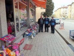 Dinar Belediyesi'nden Kaldırım İşgal Denetimi