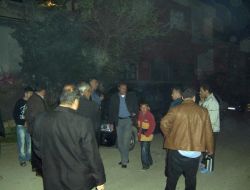 Park Halindeki Araçlara Zarar Verdiler