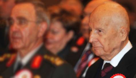 Kenan Evren ismi değiştirildi!