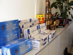 Türkoğlu'nda Kaçak Sigara-Viski Yakalandı