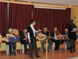 Türk Sanat Müziği Korosu Bahar Konseri'ne Hazırlanıyor