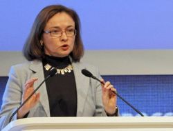 Rus Bakan Uyardı; Petrole Bağımlılık Sürerse Yüzde 2 Ancak Büyürüz