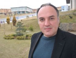 Prof. Dr. İdriz: Suriye'deki Zulüm Babadan Oğula Devam Ediyor
