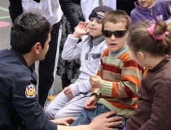 Samsun Polisi, Zihinsel Engelli Çocuklara Kendini Anlattı