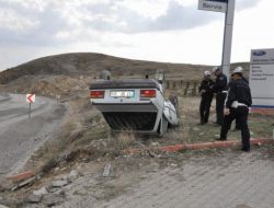 Köpeklere Çarpmamak İsterken Takla Attı
