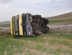 TANKER DEVRİLDİ: 2 YARALI