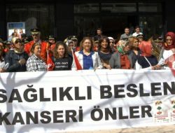 Adanalı Kadınlar Kansere Karşı Yürüdü