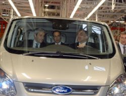 Cumhurbaşkanı Gül, Ford Otosan'ı Ziyaret Etti!