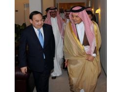 Suudi ve Kazak Dışişleri Bakanları Bir Araya Geldi