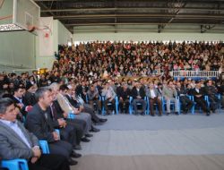 Kutlu Doğum Haftası Kürtçe İlahilerle Kutlandı