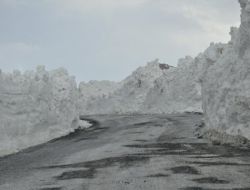 Bahçesaray Yolu Bu Sene 2 Ay Erken Açılacak