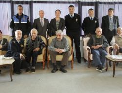 Akyurt Polisi Yaşlıların Dualarını Aldı