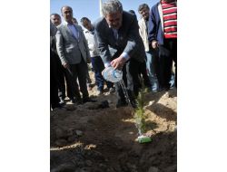 Vali Kahraman: Kurdun Da Kuşun Da Valisi Olmak Zorundayız