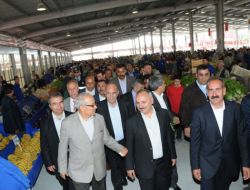 Tarsus Belediyesi'nin Yeni Sabit Semt Pazarı Açıldı