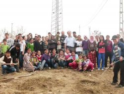 Uğurludağ Okuma Salonu Öğrencileri Fidan Dikti