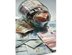 Ruslar Rekor Kırdı; Halkın Yüzde 70’si Birikim Yapıyor