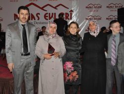 3 Engelli Çocuk Annesine 'En Vefalı Anne' Ödülü