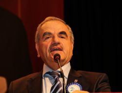 Rektör, 20. Yıl Kutlamasının Açılışında Maaşlara Zam İstedi