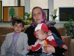 Anne, Kanser Hastası Oğlunun Tedavisi İçin Yol Yardımı İstedi