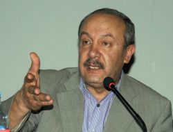 Prof. Dr. Çelik: Yeni Anayasanın İlkeleri Evrensel, Metni De Kısa Olmalı